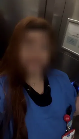 Aleksandra, 22