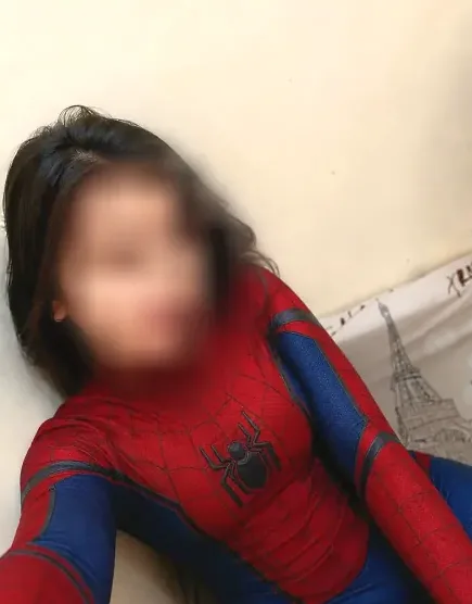 Aleksandra, 25
