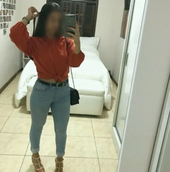Doris, 34