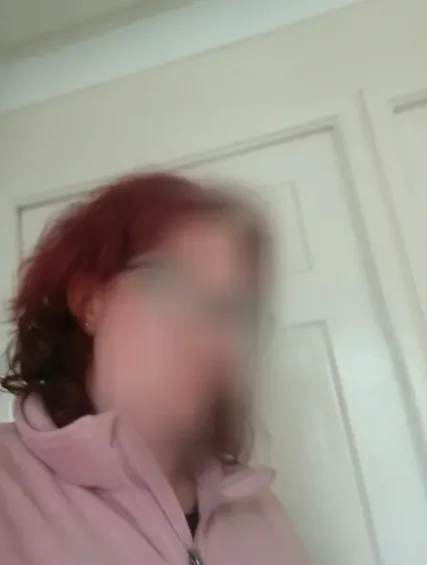 Elisa, 33