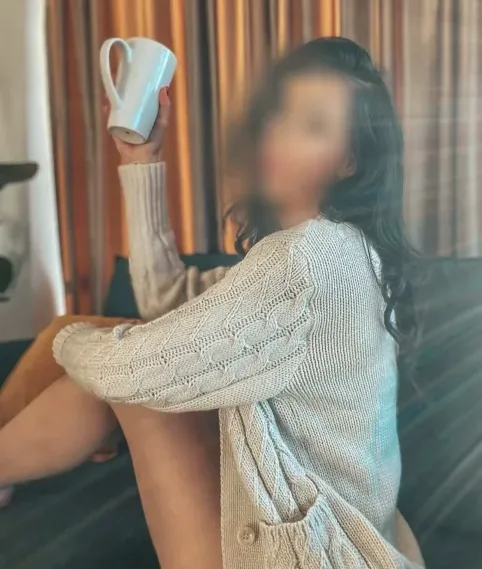 Sabine, 39
