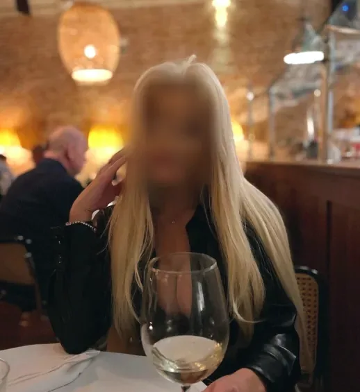 Theresa, 37