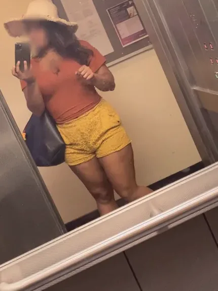 Tijana, 34